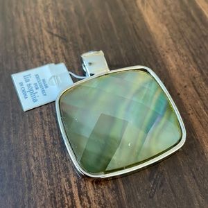 NWT Lia Sophia pendant.